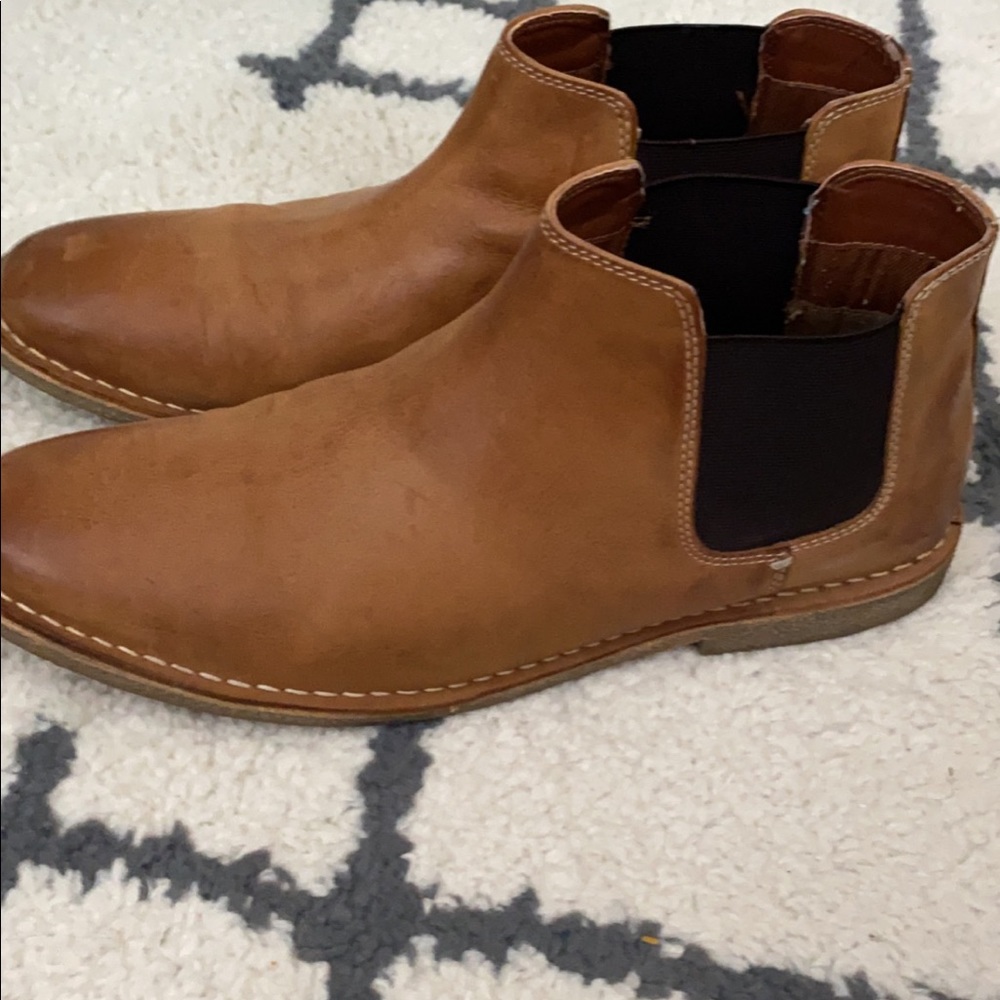 Kenneth Cole Reaction Chelsea Boots